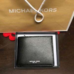 NWT! Michael Kors Men’s Wallet